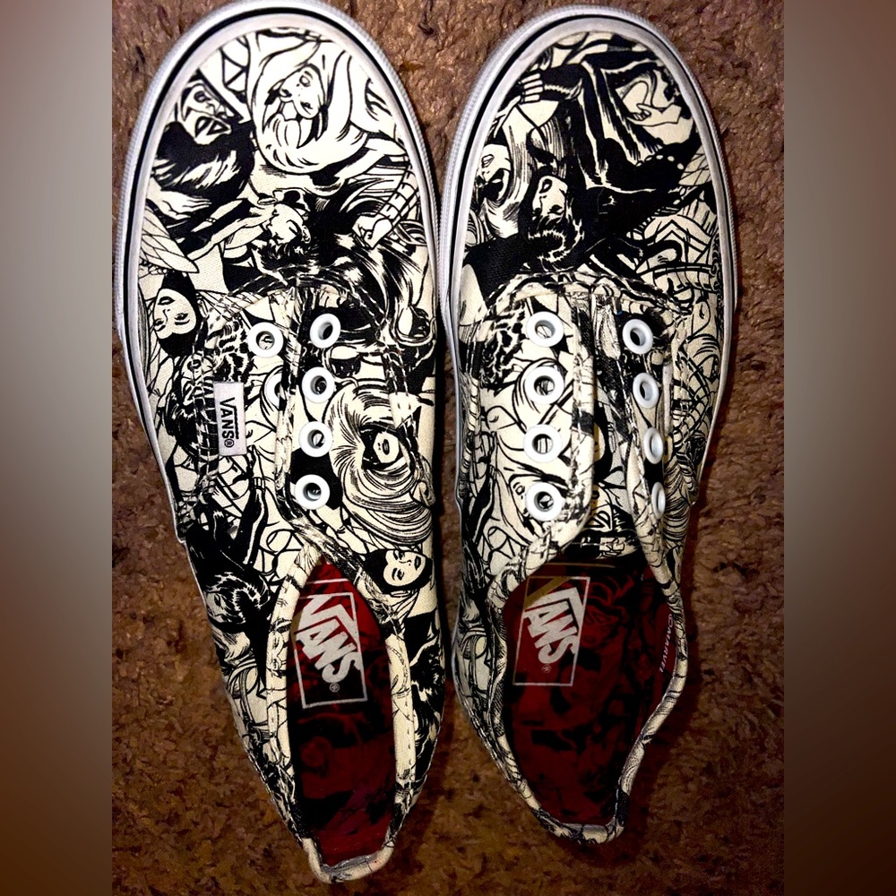 Women's Size 5.5 Marvel Vans